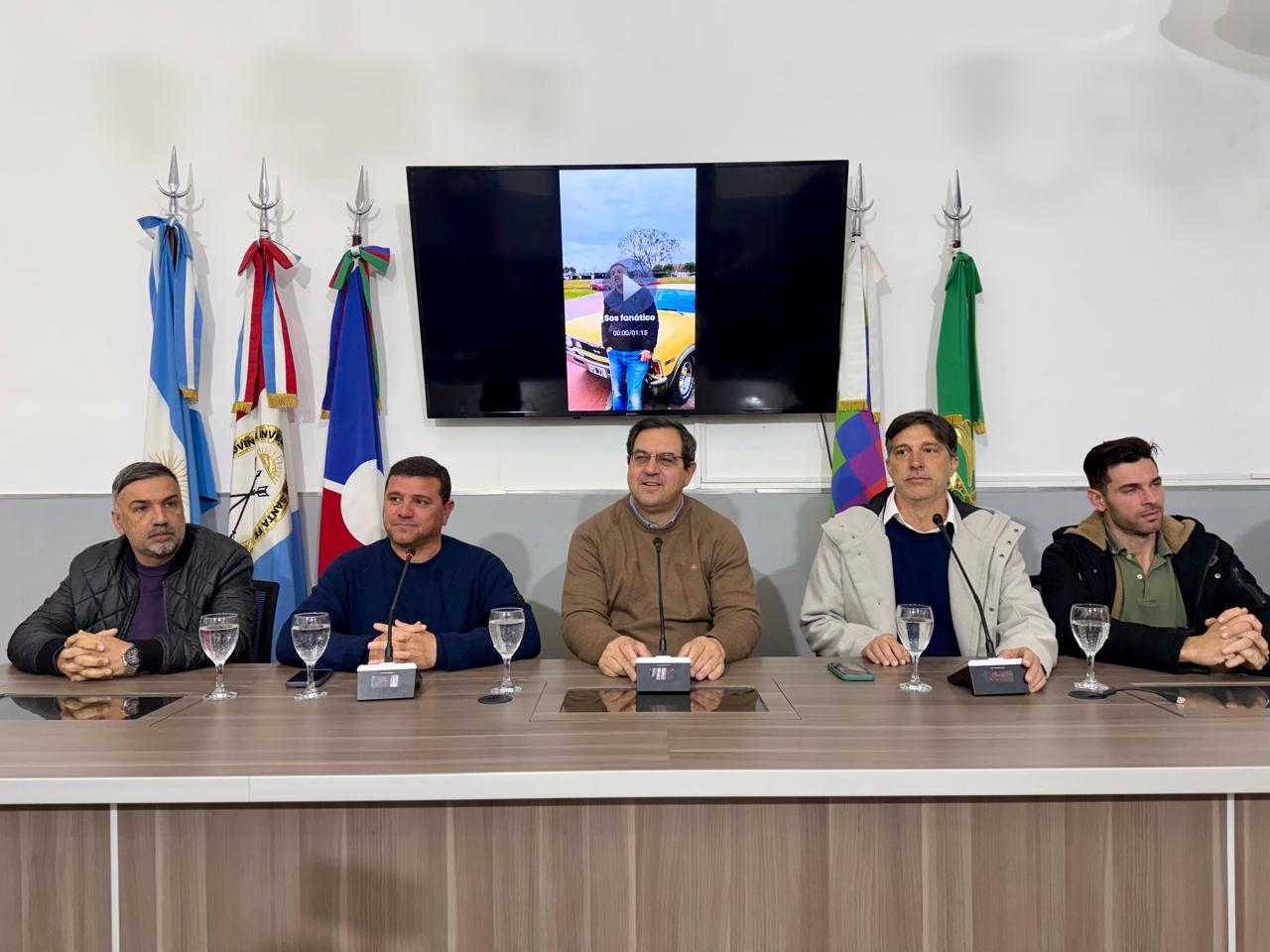 Reconquista sigue apostando al turismo con el Encuentro de Autos Clásicos y Antiguos