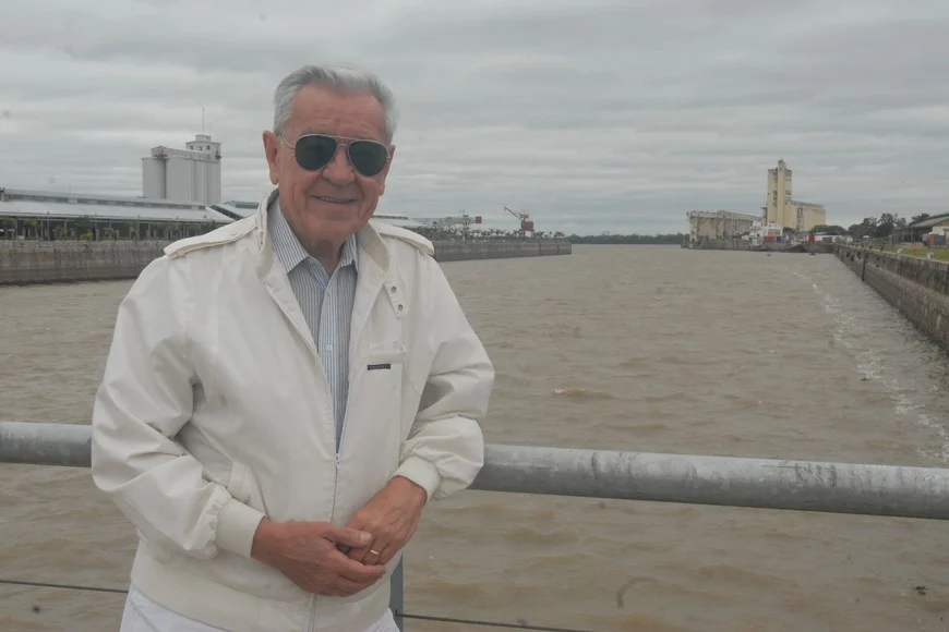 Murió Cacho Galé, una de las voces históricas de la radio de Santa Fe